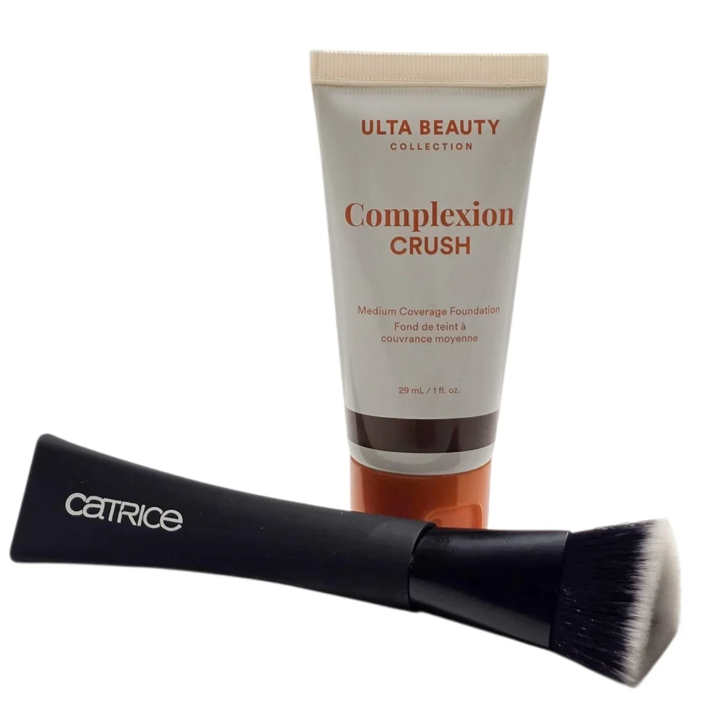 Ulta Beauty Complexion Crush Foundation & Catrice Triangle Artist Makeup Brush